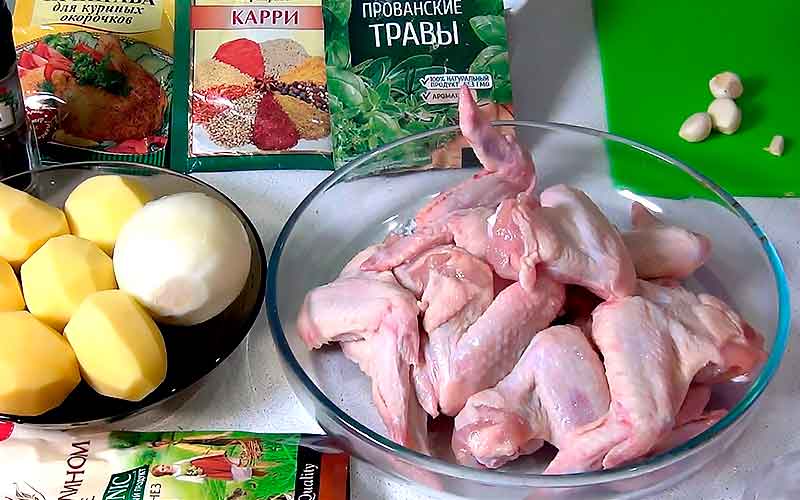 Куриные крылышки с картошкой в духовке — пошаговый рецепт с фото