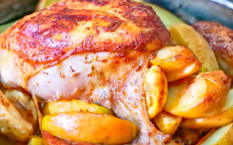 Курица, фаршированная яблоками, в духовке — рецепт с фото