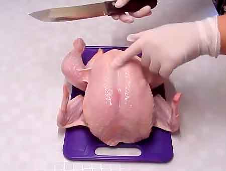 Рецепт фаршированная курица требует вынимание скелета из тушки