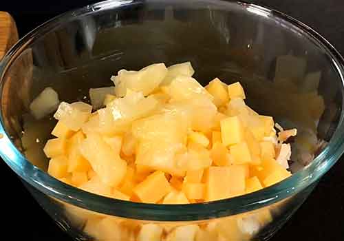 добавляем ананас